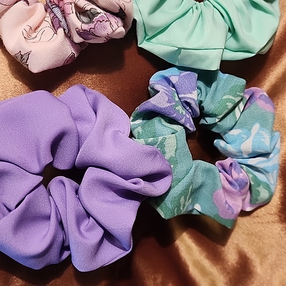 6 Hand Crafted Hair Scrunchies Bundle $ Drop - Picture 3 of 3